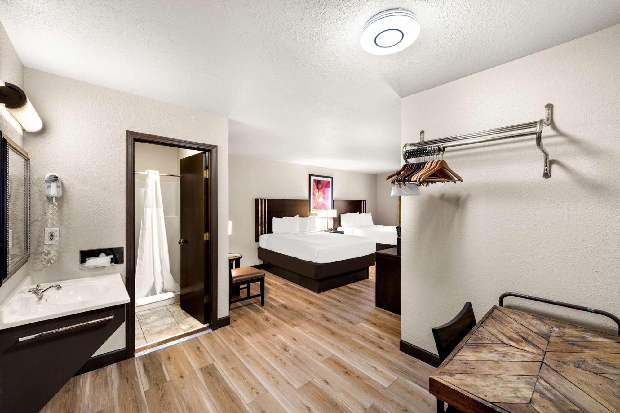 Americas Best Value Inn Marquette Exteriér fotografie